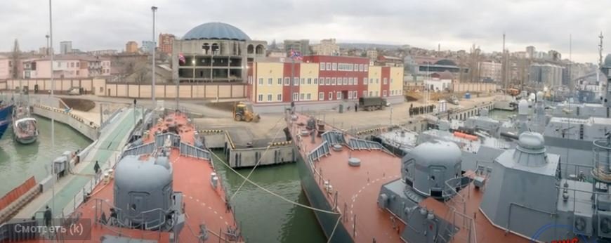 Строительство причалов в новом пункте базирования Каспийской флотилии завершено.mp4