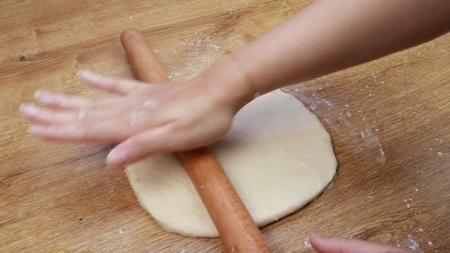 How to make mixed pizza | Seafood pizza смотреть онлайн