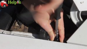Установка упоров капота (амортизаторов) на KIA Cerato 3 / КИА Церато 3 (www.upora.net)