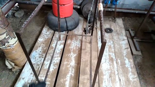 ЛУЧШИЕ В МИРЕ САМОДЕЛЬНЫЕ БРУСЬЯ! ВОРКАУТ! смотреть онлайн