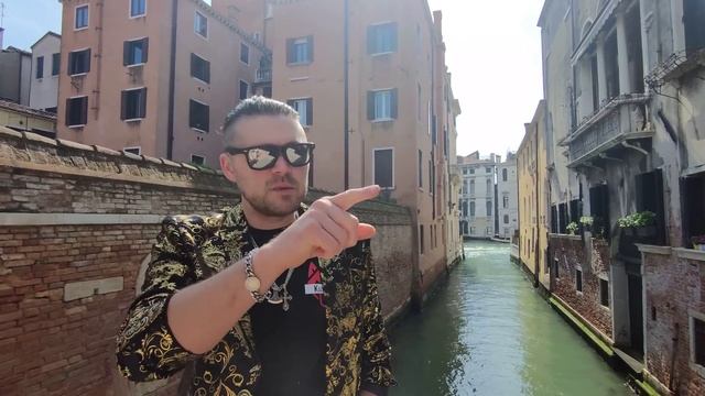 Венеция на машине. Часть 14. Сердце Венеции, узкие улочки, маски. Иван Кузьминов смотреть онлайн