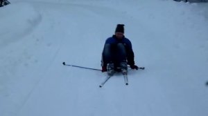 Валаам  Трудник Серёга не может встать с корточек))