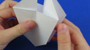 Как сделать вазу для бумажных цветов. Оригами ваза