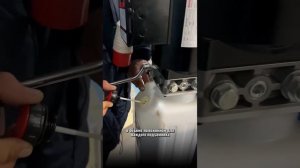 Как обслуживать автоподъемники Sillan? Какое масло использовать, когда его менять? Ответы в видео!