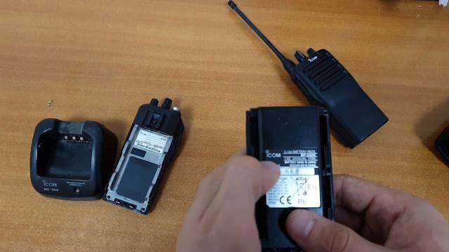 📣 Портативная профессиональная рация Icom IC-F26