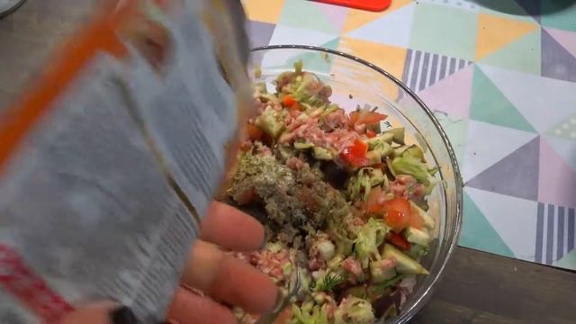 Вкуснейшая запеканка из кабачков с фаршем.ЕШЬ и ХУДЕЙ!Низкокалорийный ужин. смотреть онлайн