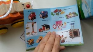 Деревянная игрушка-каталка для малышей _Ежик_ от компании Wonderworld.mp4