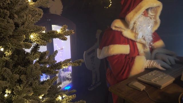 ЗА ЧТО, заблокировал, меня ДЕД МОРОЗ ? ?/ Меня заблокировал сам дед Мороз, стих Ирина Самарина. смотреть онлайн