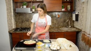 Жульен из курицы и грибов в лаваше