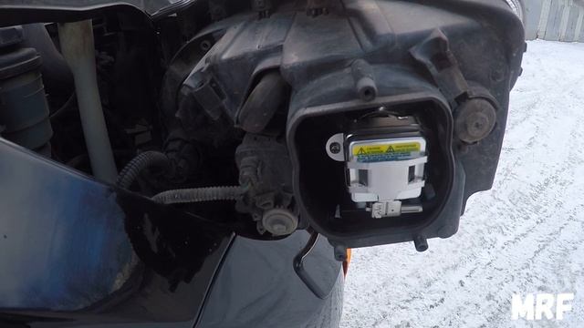 Замена ксенона на KIA Mohave (ближний свет) LYNXauto L19535 4300К смотреть онлайн