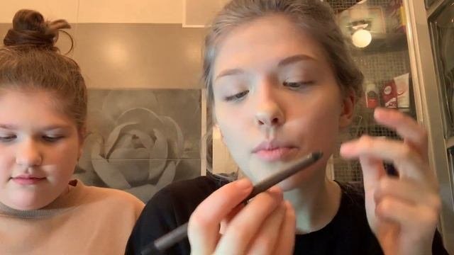 Makeup Challenge. Ужасный макияж двух сесетёр