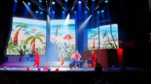 Научная елка WOW! HOW? в Большом зале РАН