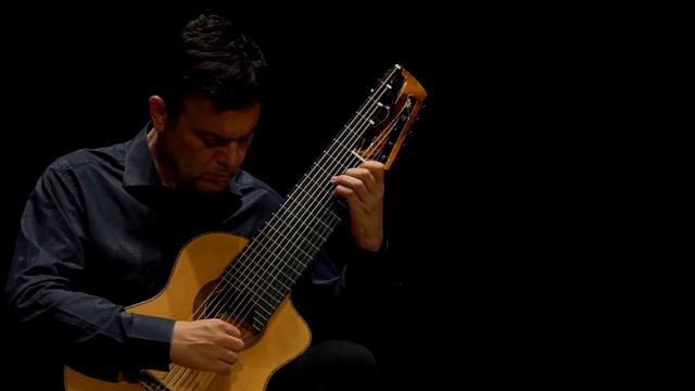 Bach - Sonata BWV 1001 – Siciliana - 11 string guitar