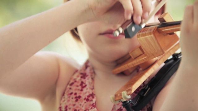 Fidelino fun on one string