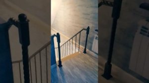 Воздушная полувинтовая лестница с черновыми ступенями, semi Spiral staircase