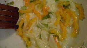 Салат с момордикой