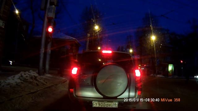 Странное поведение светофора смотреть онлайн