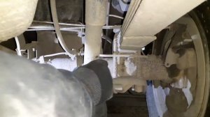 Nissan Np300 замена нижних втулок заднего амортизатора