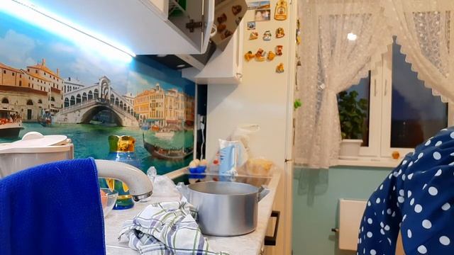 ЧЕЧЕВИЦА С КУРИНЫМИ НОЖКАМИ смотреть онлайн