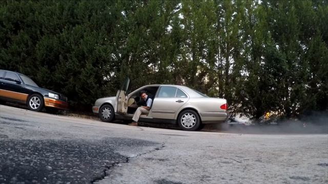 Mercedes W210 E300TD - TOP 5 COLD STARTS - Awesome Turbo Diesel Cold Starts. смотреть онлайн