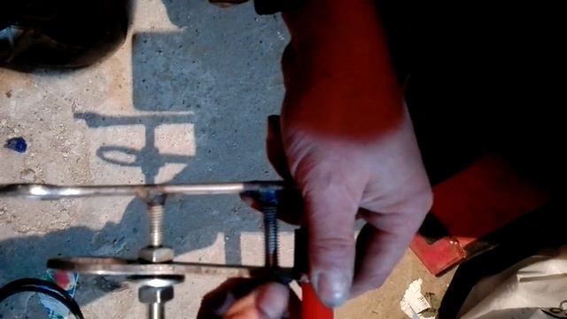 Простейший инструмент для запрессовки PEX трубы смотреть онлайн