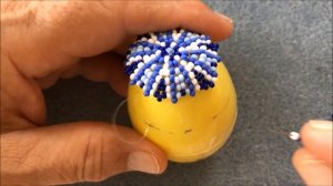 (111)  Как оплести бисером яйцо.Мозаичное плетение.Подарок на Пасху. Верхушка.Ч.1