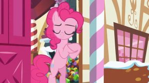 Детский мультик Пинки Пай трет копытца на нашем канале