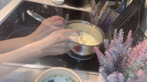 Обалденно вкусная рисовая каша с сухофруктами в горшочке.