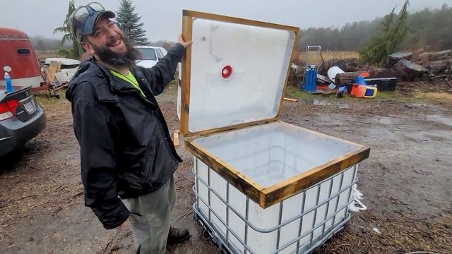 IBC Feed Storage Build #homestead #homesteadproject #diyhomestead #diyfarm смотреть онлайн