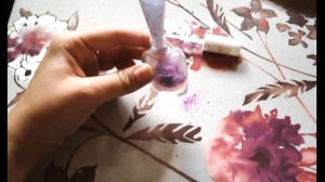 Как сделать  лак для ногтей своими руками?!