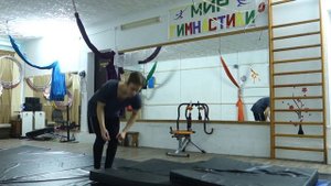 Как Сделать Арабское Сальто | Как Научиться Арабское Сальто Обучение