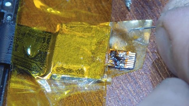 Восстановление перебитого шлейфа на тачскрин Lenovo смотреть онлайн