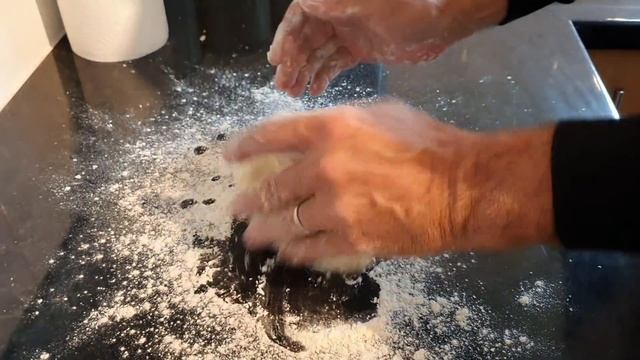 401.ПРОСТОЙ РЕЦЕПТ АНГЛИЙСКИХ БУЛОЧЕК. МУЖ НА КУХНЕ.