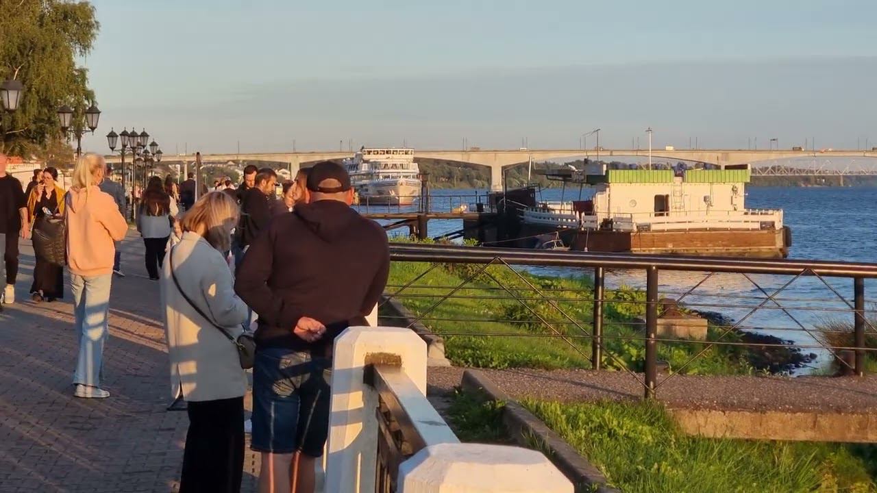 Кострома набережная 15. августа 24 года.(2)