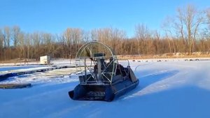 Аэролодка 4 м. Лончин 30 л/с.