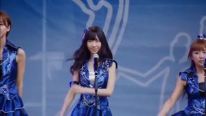 Akb48 - Heavy Rotation LIVE