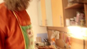 Рецепт, самосы — пирожки с овощной начинкой в индийском стиле.