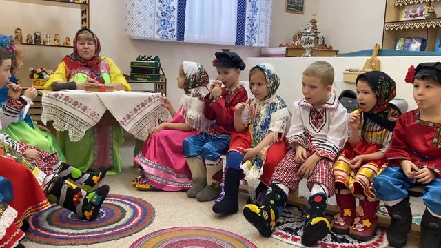 Аксинья идет в гости на день Митрофана. Фильм 4 смотреть онлайн