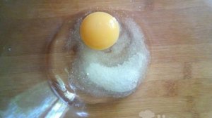 Бисквитные оладьи из яблок