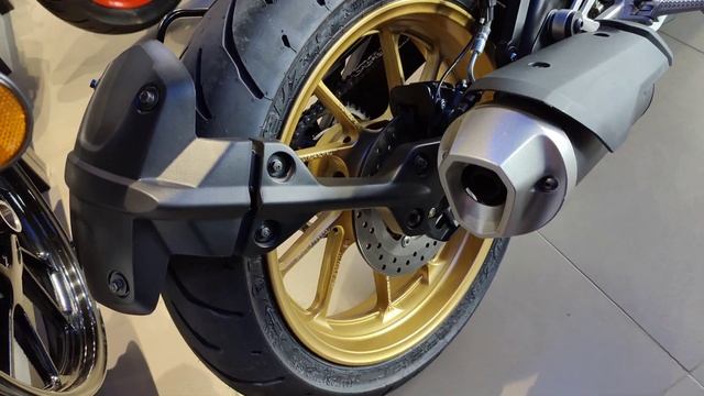 Yamaha YZF R15 V4 2023 Review | Mileage | On Road Price | Dark Knight | Divyavarth Chaudhary