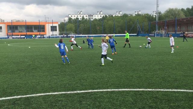 ЛПМ 2013г 2 Тур "Академия Чертаново 2014" - "Юность Москвы Звезды 2013" (5 - 4) смотреть онлайн