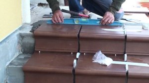 Ступени из клинкерной плитки на крыльце дома, приклейка на клей Ceresit CM16
