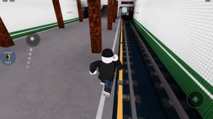 8 минут копаюсь в роблокс метро