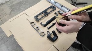 Покраска декоративных элементов салона автомобиля Subaru Outback.