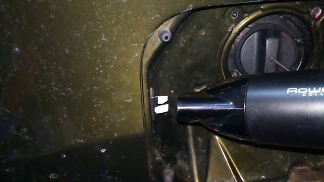 Renault Duster: Примерзание лючка бензобака смотреть онлайн