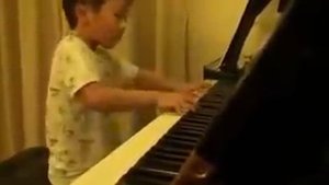 Ванда Дмитриева. Дети индиго. Ребенок играет на пианино