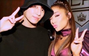 Чонгук с Арианой Гранде  в Вегасе, объявляют о сотрудничестве, делают селфи...