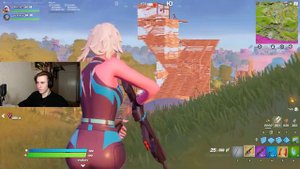 ТРОЛЛЮ СВОЮ ДЕВУШКУ В ФОРТНАЙТ! МОЯ ДЕВУШКА ИГРАЕТ В FORTNITE
