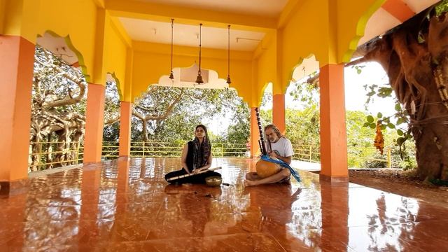 Asatoma with african Kora instrument смотреть онлайн