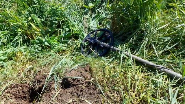 Выкосил траву на фундаменте и шурфлю смотреть онлайн